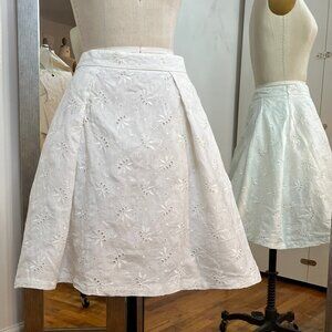 Flavio Castellani White Embroidered A-Line Skirt with petticoat slip, Size 42